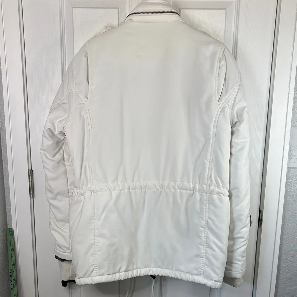 WESC Men's L Classic White Snowboard/Snow Jacket
